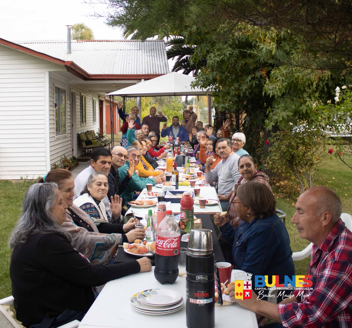 municipiobulnes's tweet photo. 👩🏻‍🦳Aniversario Club adultos mayores Los Libuyanos
🔸Con gran alegría se vivió el aniversario del club de adulto mayor Los Libuyanos, actividad que contó con la presencia del alcalde Guillermo Yeber Rodríguez, donde compartieron un rico almuerzo y un grato momento de recuerdos.🫂 https://t.co/buGk2v34rn