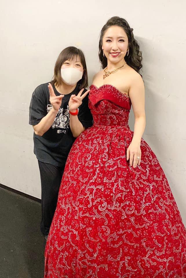 nanaririchan080's tweet photo. 前回の #僕図書 の演出
次回の #minmoぶ の演出の
#粕谷佳五 さん
#fbwl で衣装で入って下さっていた
#中嶋百合子 さんがご出演で、本当お二人が芝居を締めていらして素晴らしかったです。
懐かしいお二人との作品の写真と
次回作の演出をされる粕谷さんの作品の詳細貼っちゃう♡
#CHICACO https://t.co/afuAC79PVj