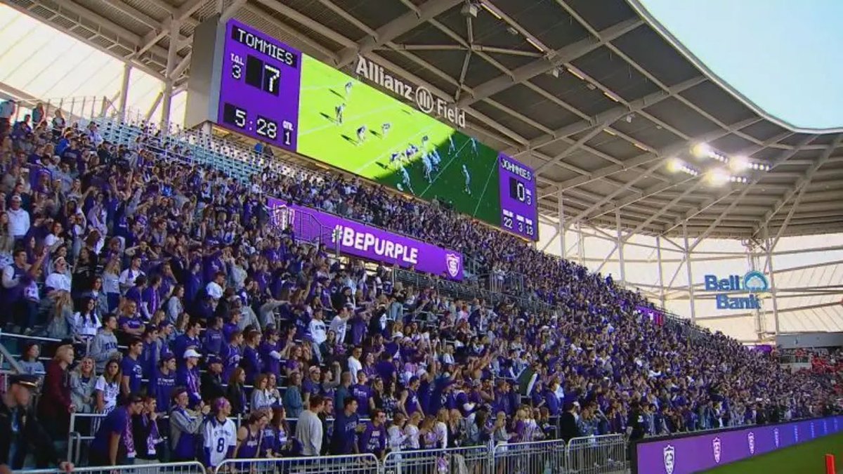 VarsityLacrosse's tweet image. St. Thomas and Saint John’s had one of the best NCAA DIII rivalries until 2020 when UST moved to NCAA DI. Fortunately, they both are still MCLA DII and get to play every year. This years’ Tommie-Johnnie game is tonight at 7 pm CST. Stream: youtube.com/live/BRLeCIoVL…