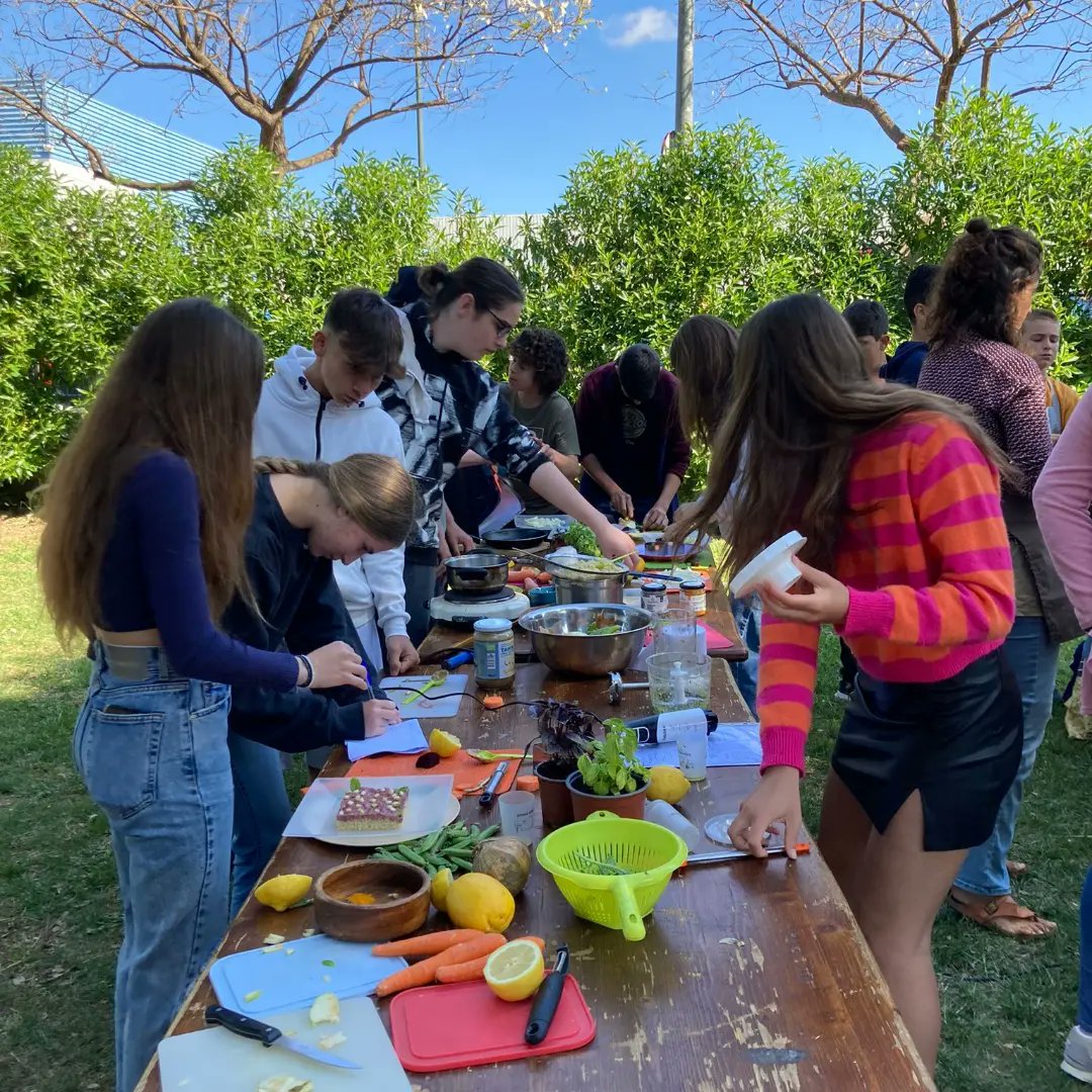 IES Son Pacs tweet media