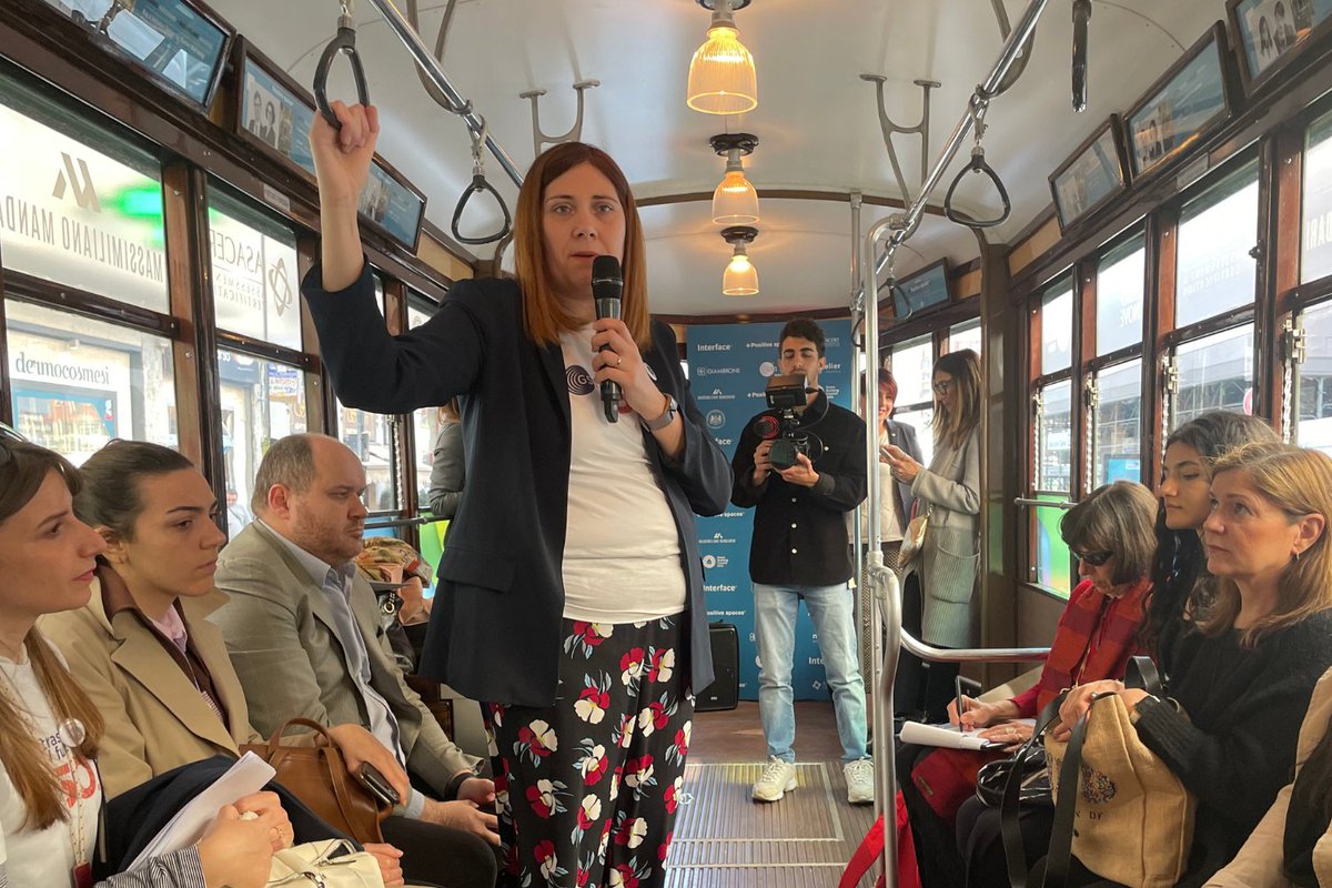lucarallo's tweet photo. Prospettive sostenibili: #GS1Italy nel mondo delle costruzioni 

Progettare un futuro trasparente e digitale grazie al codice a barre è possibile. Ne ha parlato Giada Necci di @GS1italy durante l'evento #positivespaces 

Na parlo qui https://t.co/dyiNjR46W9 

#MDW23 #fuorisalone https://t.co/ReJqZ9jFVw