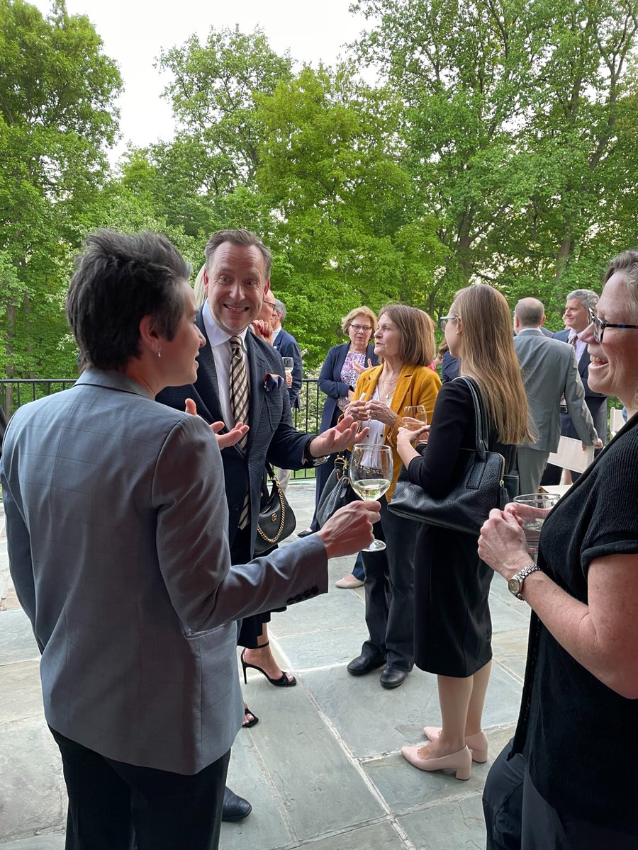 Last night we invited our American colleagues to the Danish Residence for an interesting talk about the creation of the Danish hit TV-show "Borgen" with creator and writer <a href="/AdamPriceDK/">Adam Price</a>. Earlier today <a href="/DKambUSA/">Jesper Møller Sørensen 🇩🇰</a> and Adam met with <a href="/SenAmyKlobuchar/">Senator Amy Klobuchar</a> who is a huge fan of "Borgen"