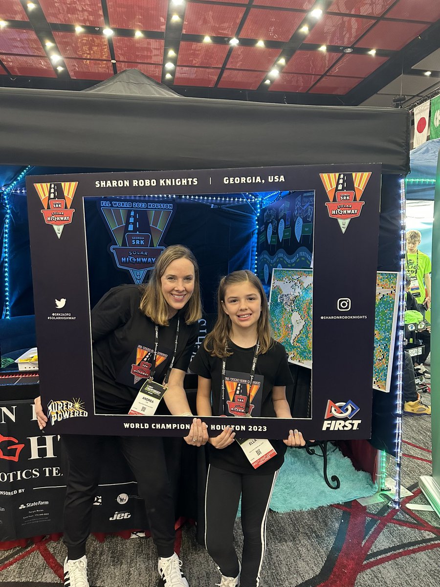 andreaivie9's tweet photo. Having the time of our lives with our team @SRK26392 @firstlegoleague @FIRSTweets Championship in Houston!#solarhighway #firstlegoleauge #galego #FIRSTweets #morethanrobots https://t.co/Gotr9aE1AY