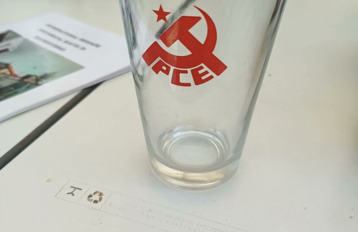 tricki31d's tweet photo. First stop Spain, Albacete remembering the International Brigades who fought against Fascism in the Spanish Civil War #IBMT #Tradeunions #UNISON #Solidarity https://t.co/0hCIb9t6cN