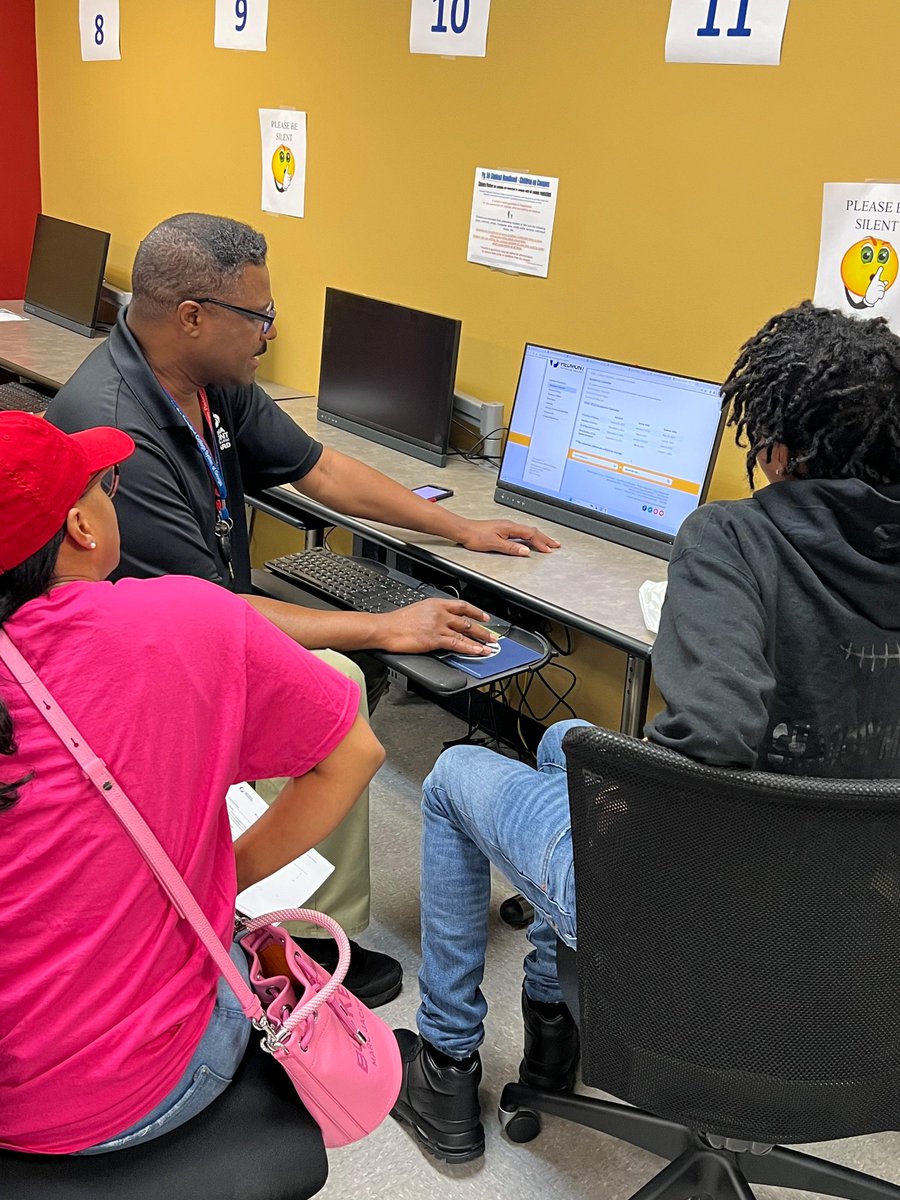 GoGPTC's tweet image. Our One-Stop Enrollment Event is in full swing! Come see us at the Clarkston campus till 2PM🕑 

#GoGPTC