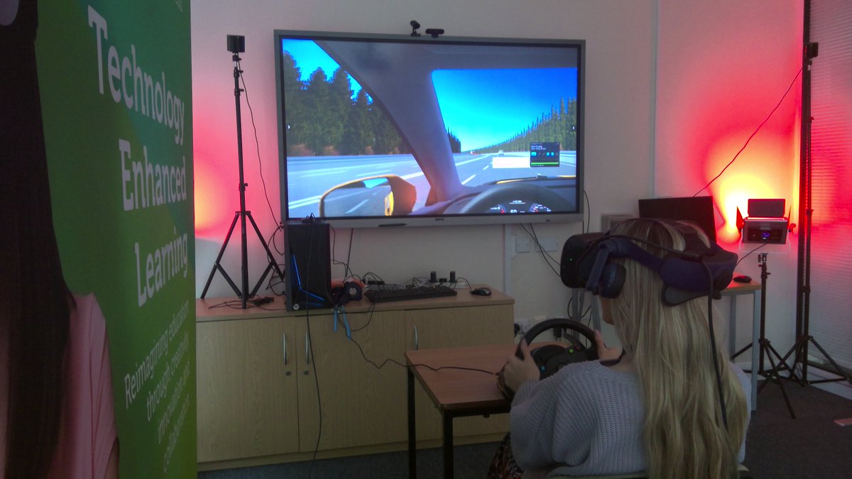 Proactive work here @ColegyCymoedd 

From concept to execution in a matter of hours! 💪

Our #TEL Team hosted learners and Wellbeing Officers from #Rhonnda Campus to take a spin on our recently announced Driving Awareness Sim 🚗🚦

#DigitalWellbeing #Digital2030