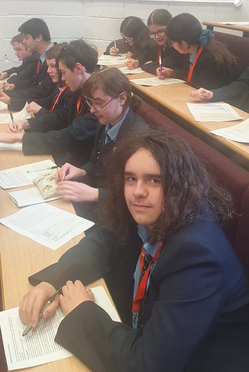 Science @ The Deanes tweet media