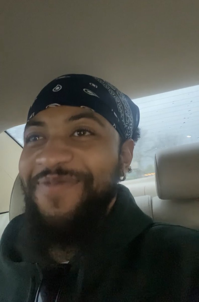 TheActorAaron's tweet photo. video screenshots do it fa me 🩰 #StreamAlone 🍃 https://t.co/APEWve8bO8
