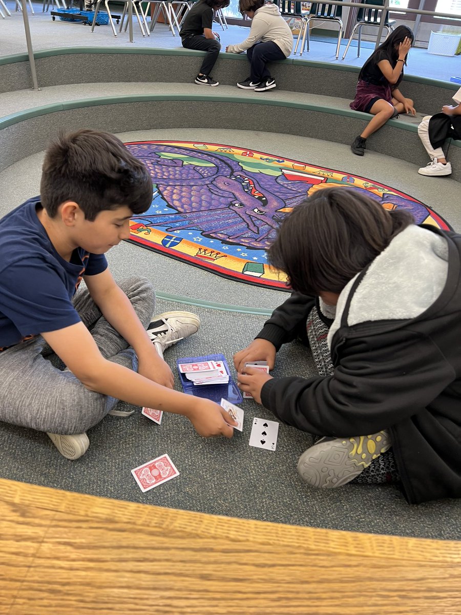 mrsvroque's tweet photo. This week on eSports, the SS did a team building activity. Also, we talked about the eSport positions and a sprinkle convo about branding. Then of course some Game Time. The “fastest hour of my life” comments kept coming. #esports #laesrocks @chaix_mike @MrDAlcala @gdiazz https://t.co/DfqBEq7urN