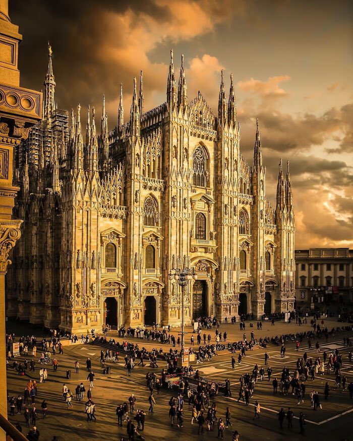 Anc_Aesthetics's tweet photo. Duomo Di Milano, Italy. https://t.co/grfeX4rtW6