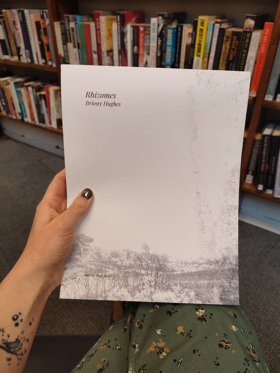 RLDrake's tweet photo. Out in my local environments with @brihughespoet 'Rhizomes' (@brokensleep). Strange chance chose pink crayon on the way out the door! I love how this collection invites you in to break apart its language and pour your own into the cracks. And the π footnote sequence!
#HowWeRead https://t.co/3Nlq2MakGe