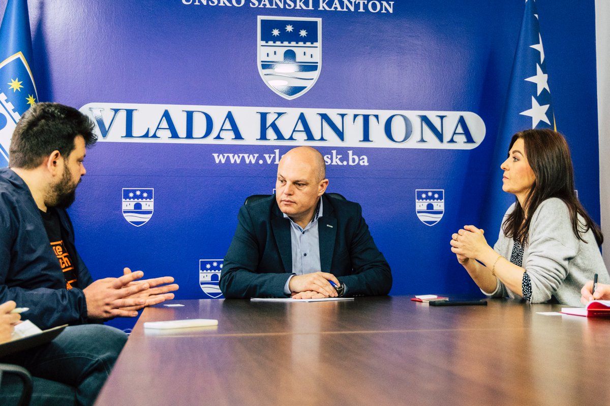 ‼️Fact-Finding-Mission bringt Klarheit: 5 Fakten zum illegalen Flüchtlingsgefängnis‼️
Wir haben uns die letzten beiden Tage der Fact-Finding-Mission der grünen Abgeordneten <a href="/dziedzic_ewa/">Ewa Ernst-Dziedzic</a> von <a href="/diegruenen/">Die Grünen</a> in Bosnien angeschlossen, um in Österreich völlige Klarheit zu schaffen. 1/10