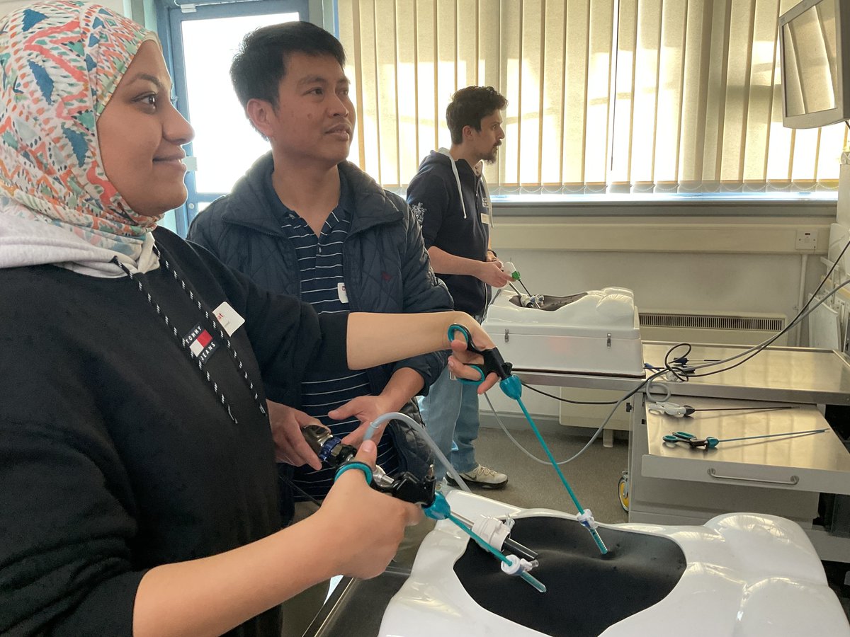 SurgerySkills's tweet image. Fantastic 2 days of RCS Basic Surgical Skills. The way to develop good technique.
To book on our next course 18-19 July 2023 see our website wimatcourses.cardiff.ac.uk/general_surger…
@HEIW_NHS @RCSnews 
#basicskillsmatter #learnfromthebest