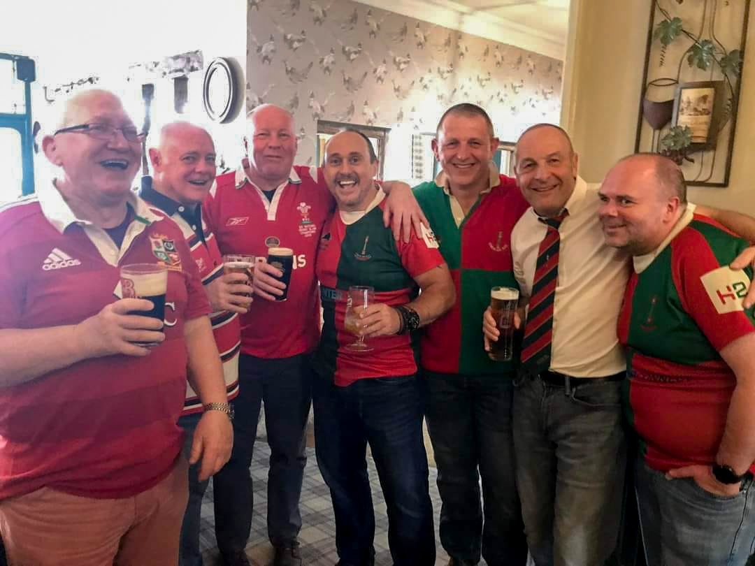 popeye_no_8's tweet photo. Some legends came together to say farewell to our former player, Chairman and most recently Treasurer Pete Clements who sadly passed away. RiP Pete ❤ #CrickladeRFC https://t.co/OMxlIHE99e