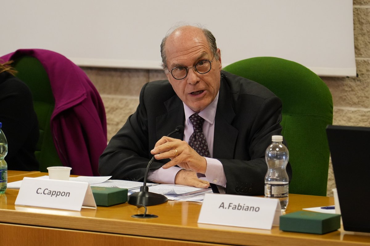 StoricoAldo's tweet photo. Il #SegretarioGenerale del @COPEAMtweet, #ClaudioCappon: "Le strade dell'innovazione non sono facilmente decifrabili e nello sport sono necessarie competenze per leggere i cambiamenti"
#MasterDSC00769MMsport @EconTorVergata #MetaTV #MetaSport #MetaversoTV #SportTVMetaverso https://t.co/KlvJDBTpKv