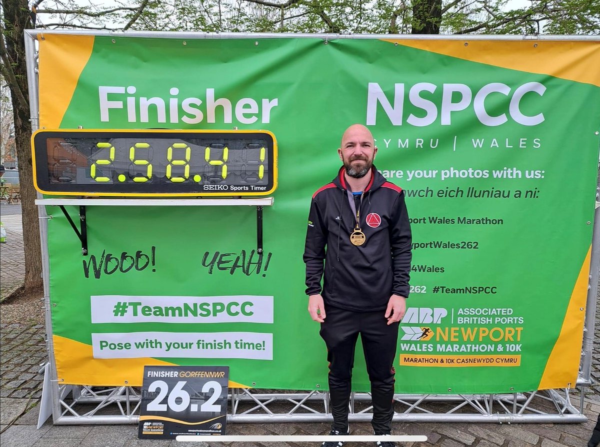 ABP_Cymru's tweet photo. ABP's Ross Purchase (Coxswain, Port of Barry) &amp; Jamie Lewis (Lock Controller, Port of Swansea) both ran sub-3-hour marathons in the ABP Newport Marathon on Sunday.💪

They both also achieved personal best times.⏱️

Good luck to all running the #LondonMarathon on Sunday. https://t.co/H2Jo04X0F7