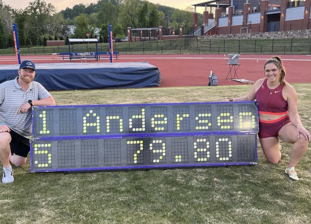 Brooke 👏 Andersen 👏 @brookeandersen8 world-leading 79.80m/261-10 moves her to No. 3 all-time on the world list! 🌎 🇺🇸 📸: Nathan Ott  #JourneyToGold