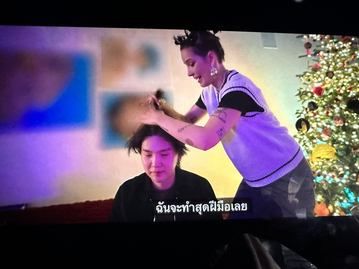 ป๋อมแป๋มจะแหวกว่ายไปกับบังทัน💜ลูกชายชื่อกุกตุ่ย🐰 tweet media