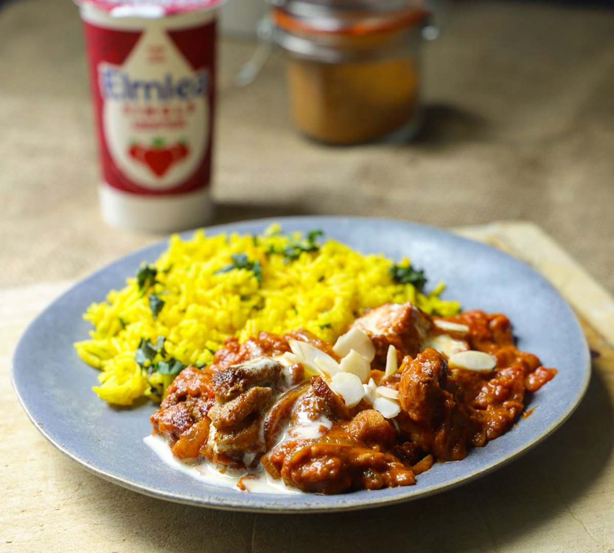 Eid Mubarak ✨ ​ ​ 

Why not add a hint of Elmlea Single to your celebration with our delicious Chicken Tikka Masala recipe? Make this family favourite even more irresistible. ​ ​ 

Find the full recipe here: lnk.bio/elmlea_ukie 

#Elmlea #PlantBased #Eid2023