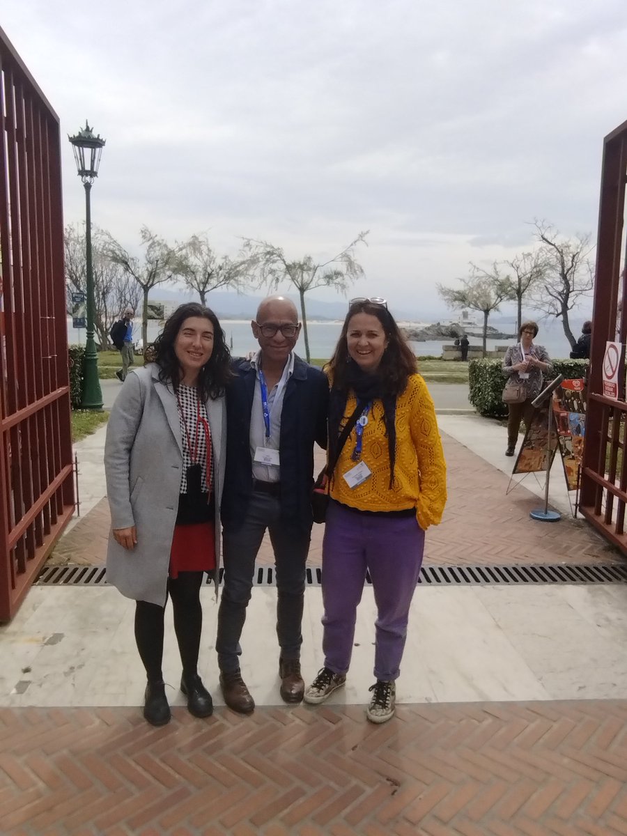 CUIPAL6's tweet photo. Cuando vas a un congreso de @AECPAL_ y te encuentras al presidente de @secpal_ y directamente lo asaltas para una foto..... así,tal cual!!! Gracias @JPLeivaS , te esperamos en Almería.
#Cuipal https://t.co/92dEPd67uZ