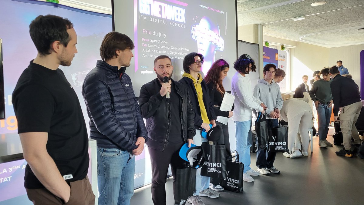 IIMparis's tweet photo. Clap de fin pour la GGMétaWeek 🎬

Une semaine hackathon en commun avec les étudiants en Création &amp; Design et ceux en Coding &amp; Digital Innovations, promo 2026

Félicitations aux gagnants 🏅 https://t.co/F4PZobdVeI
