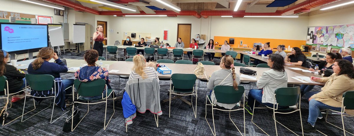 sch_ldp's tweet photo. Mindfulness Parent Workshop en español with Dr. Yanina Gómez!   May 18th will be the last workshop for the 2022-2023 school year!  We hope you can join us! ¡Gracias Familia LDP por acompañarnos cada mes en nuestros tallers! @SCHK12 #schk12 https://t.co/bwQ6JHQjSQ