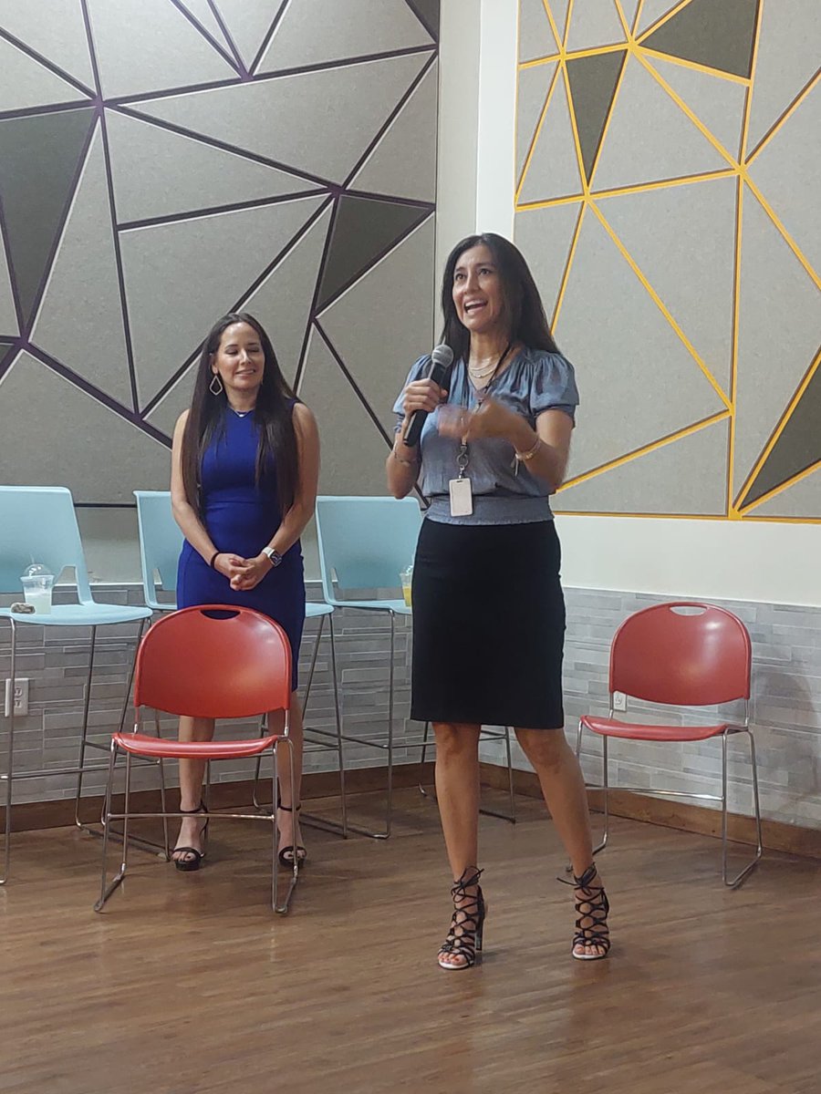 Luccia507's tweet photo. #LessoninLeadership Amazing event at #DellTecnologiesPanama we had the visit of great leaders @Martha Reyes @Leslie Wade VP Shared her experiences and powerful tips #leadership #careerdevelopment #WomaninAction #WIAPanama #LatinoConnection #Mosaic #Thankyou #iwork4dell https://t.co/AYDpp2C45W