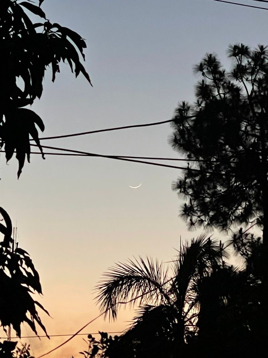 zamasaqib's tweet photo. Chand Raat Mubarak.
May Allah accept our fasting, forgive us and make us among those who witness the next Ramadan. Ameen.
Here's to observing all 30 rozas/fasts after a long time. 
#Peshawar #رمضان_2023 #رمضان30 #پشاور #teampopalzai #chandraat #chandraatmubarak https://t.co/dHKnQH0JPA