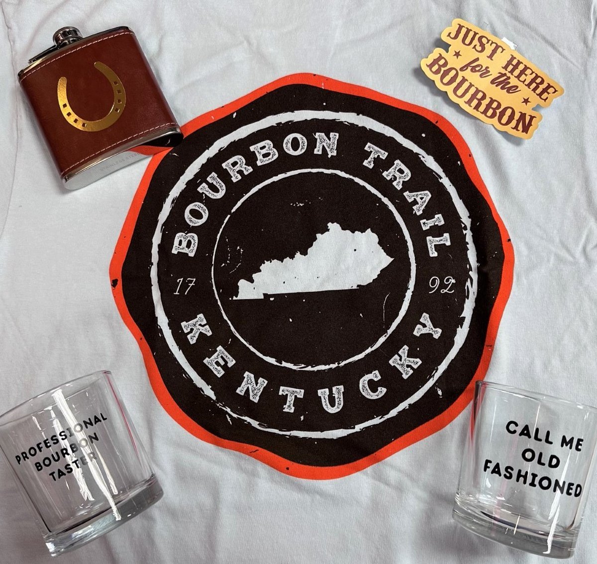 RallyKentucky's tweet photo. Call us old fashioned, but we love Kentucky Bourbon 🥃 // https://t.co/I9gqMfrSGo https://t.co/ozR772ZCBL