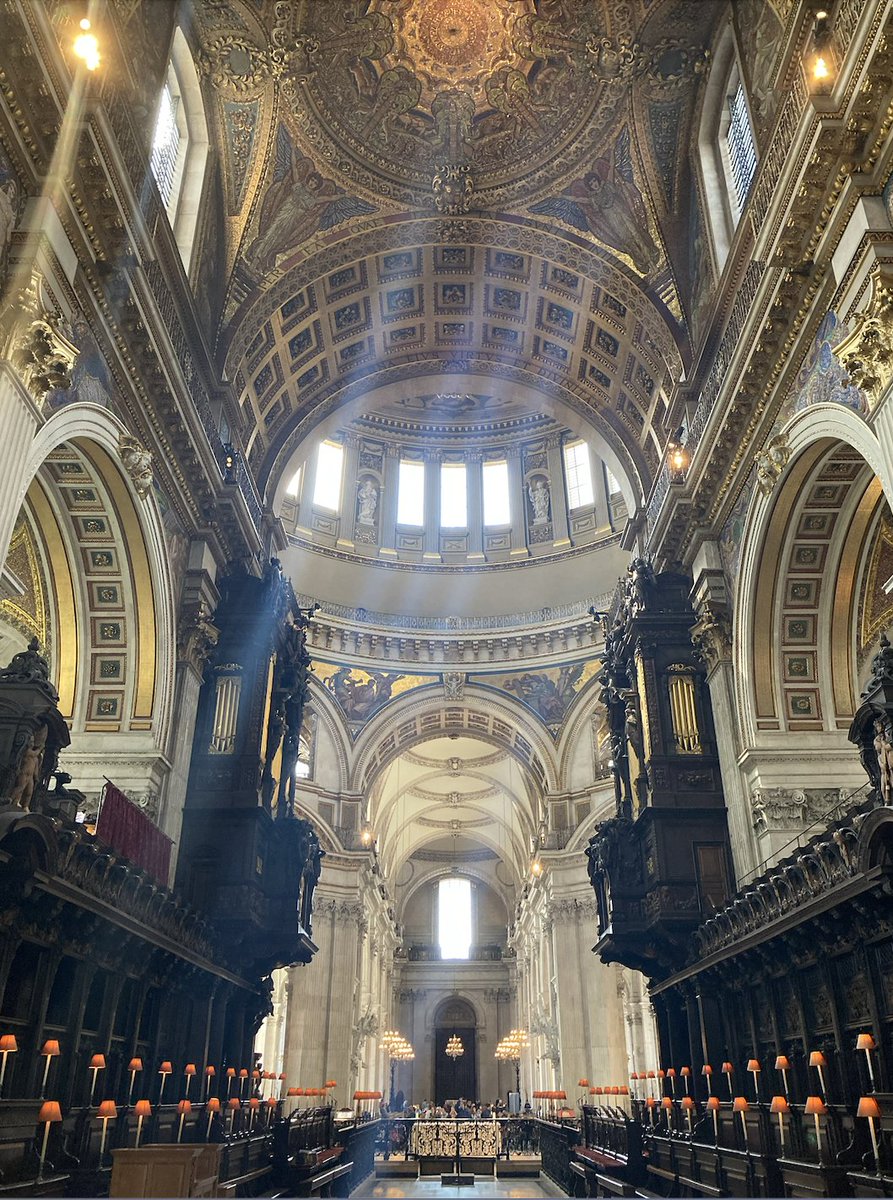 RGSWMusic's tweet photo. On Wednesday 19 April, the RGS Chamber Choir enjoyed a trip to London to sing Evensong in St Paul’s Cathedral. This trip is a regular in the Music Department diary and once again proved a great success. @RGSWorcester @RGSW_SixthForm #itsafeeling https://t.co/CIFRcjYVI1