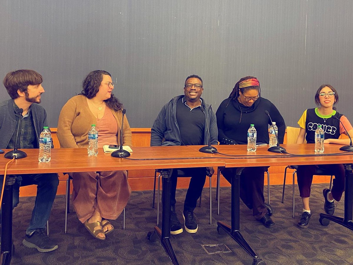 ComicsReckoning's tweet photo. Only a week ago we had @QianaWhitted and @DarieckScott giving terrific presentations on "The World as Wakanda” and on “Desegregating Comics”. You couldn’t attend? Check out the recordings! https://t.co/fhfPRLPFSq https://t.co/bEK7U68Aay