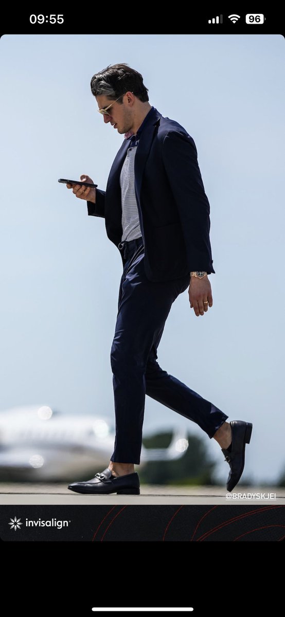 this man is a model and you can’t convince me otherwise
