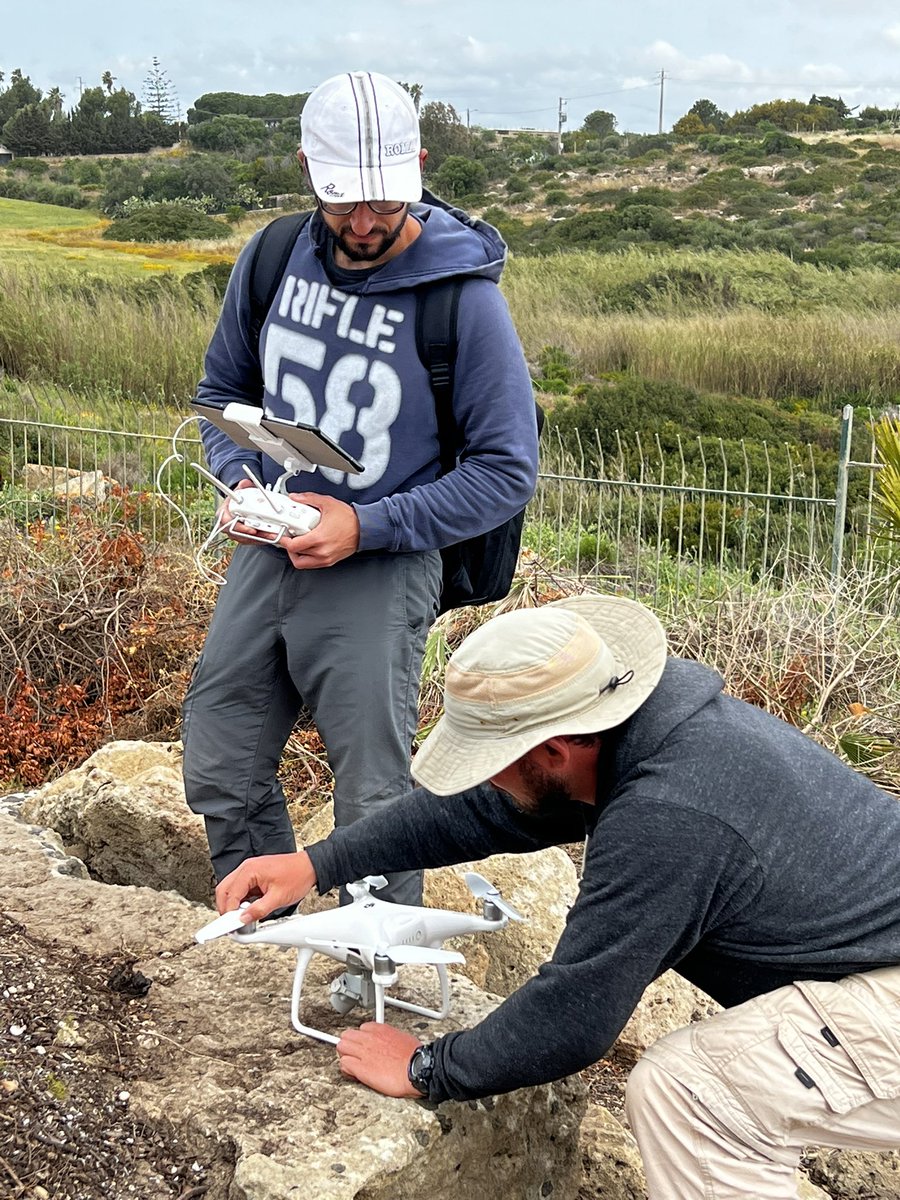 NicolaLercari's tweet photo. #HADESproject update: last day of fieldwork at #Heloros #Sicily. Despite strong winds at 35km/hr we managed to successfully complete our #drone3Dmapping. We produced several 3D models of the city walls and recorded over 450 #GNSS GPCs to georeference previously excavated areas https://t.co/KnQjlHJiGi