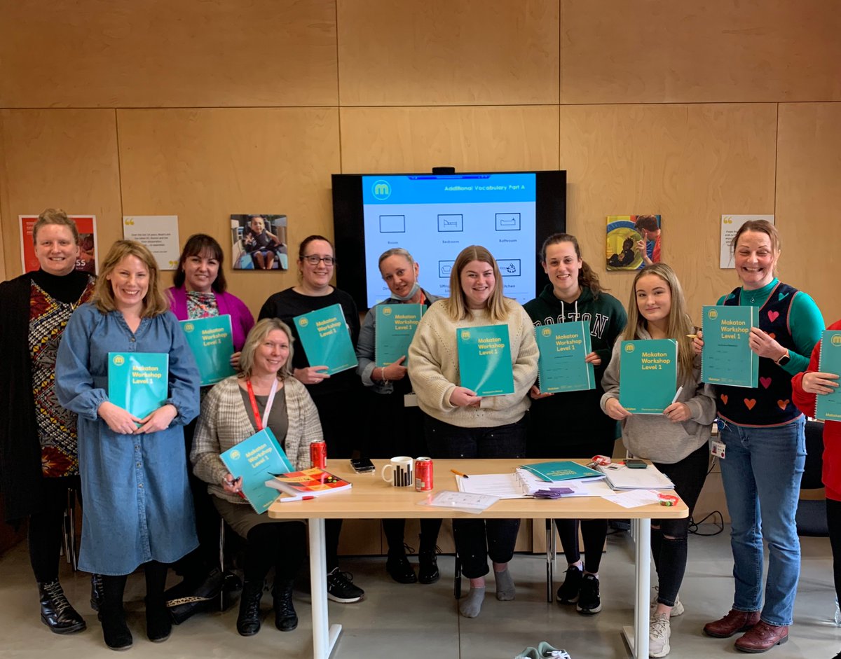 NoahsArkHospice's tweet image. Bringing Makaton to Noah’s Ark! 🙌👏👋

Both members of the care and non-care teams completed Makaton Level 1 &amp;amp; 2 training in March, where they learned over 250 signs and symbols!
 
Read more about Makaton at Noah's Ark here:
 ow.ly/savA50NP5lo

#childrenshospice #makaton