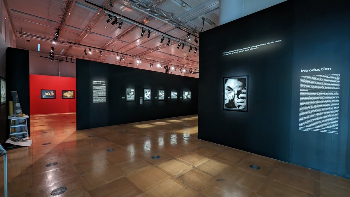 mcjp_officiel's tweet photo. #ExpoKenDomon Les derniers préparatifs de notre expo consacrée à Ken Domon, pionnier de la #photographie réaliste japonaise, sont en cours. Nous serons prêts pour vous y accueillir dès le 26 avril ! 
🎁En entrée libre https://t.co/XL0lA4QHkD