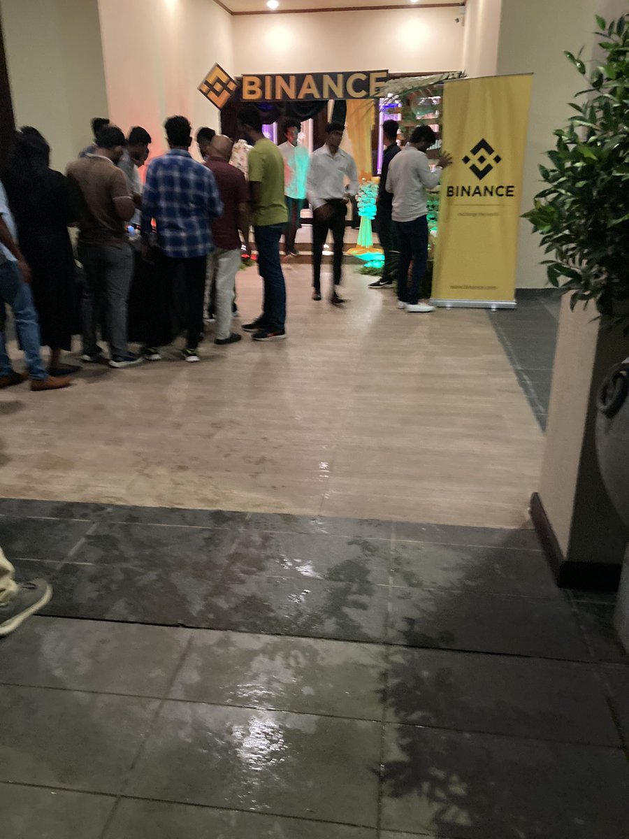 chanukadc's tweet photo. Celebrating #BinanceAvurudu at Amaya Hills Kandy. 💞

It's great to see #Binance  welcoming traditions in Sri Lanka. Happy belated new year fellow crypto enthusiasts! 🔥

@binance @BinanceDesi https://t.co/0DKlYNcBGa
