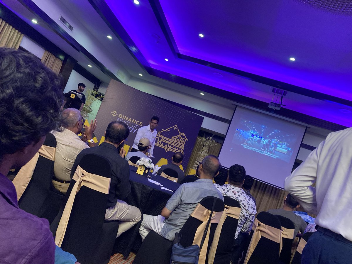 chanukadc's tweet photo. Celebrating #BinanceAvurudu at Amaya Hills Kandy. 💞

It's great to see #Binance  welcoming traditions in Sri Lanka. Happy belated new year fellow crypto enthusiasts! 🔥

@binance @BinanceDesi https://t.co/0DKlYNcBGa