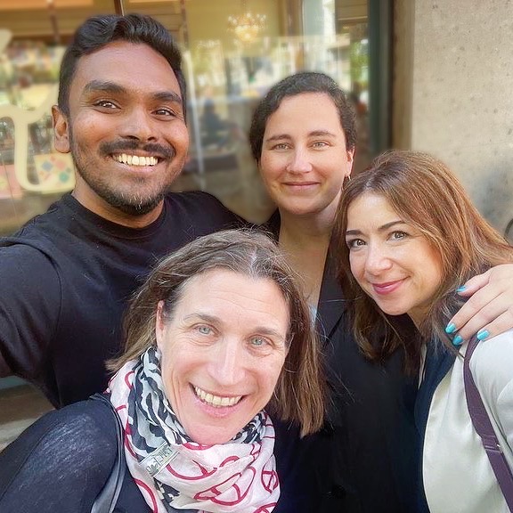 DCrit's tweet photo. Is that a D-Crit reunion we see?? A few members of the Class of 2011 reunited in Milan during Milan Design Week! Who did you see in Milan?
L to R: @AviRajagopal, @AmelieKlein3, @VeraSacchetti, and @heintzmm
#svanycalumni #dcrit #curator #milandesignweek #designideas https://t.co/kJFEouB14j