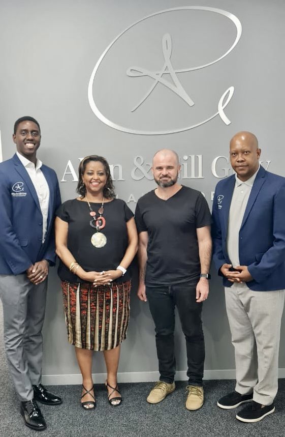 EleniGabre's tweet photo. You know the magic of discovering kindred spirits? A truly incredible meeting of minds on “responsible entrepreneurship” and promoting innovation across #Africa with the inspiring Allen and Gill Gray Philanthropies in their #Johannesburg office. More to come! #timbuktoo @UNDPAfrica @SETHMULLI @Buhled