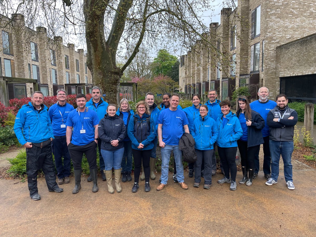 CortevaUK's tweet photo. #TeamCorteva had a very productive morning today.
Did you know that there are plenty of opportunities to volunteer and care for our #Greenspaces with @CambStreetScene?
#CortevaGrows #EarthDay https://t.co/cvPEWZ4hUt