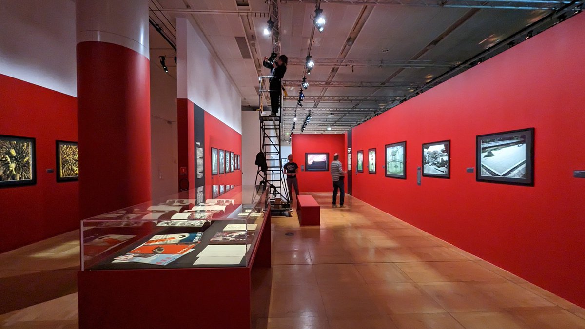 mcjp_officiel's tweet photo. #ExpoKenDomon Les derniers préparatifs de notre expo consacrée à Ken Domon, pionnier de la #photographie réaliste japonaise, sont en cours. Nous serons prêts pour vous y accueillir dès le 26 avril ! 
🎁En entrée libre https://t.co/XL0lA4QHkD