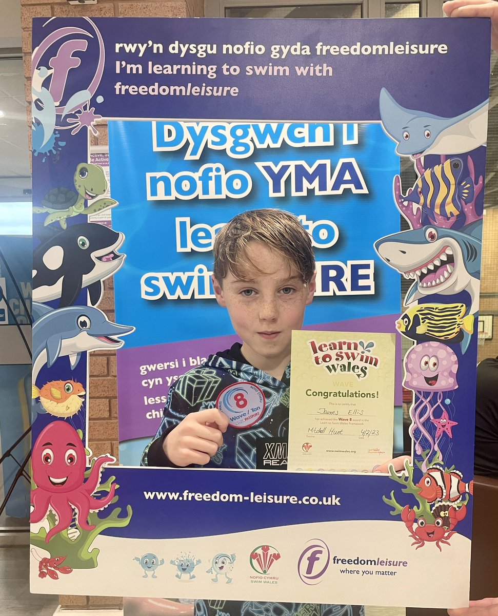 🏅Huge congratulations to James for completing the all waves in our learn to swim scheme and got his Aqua passport badge and certificate, Well done 👏🏻🥳🎉

🏊‍♀️We currently have vacancies in our learn to swim scheme,for more information please go to bit.ly/3UUvoks