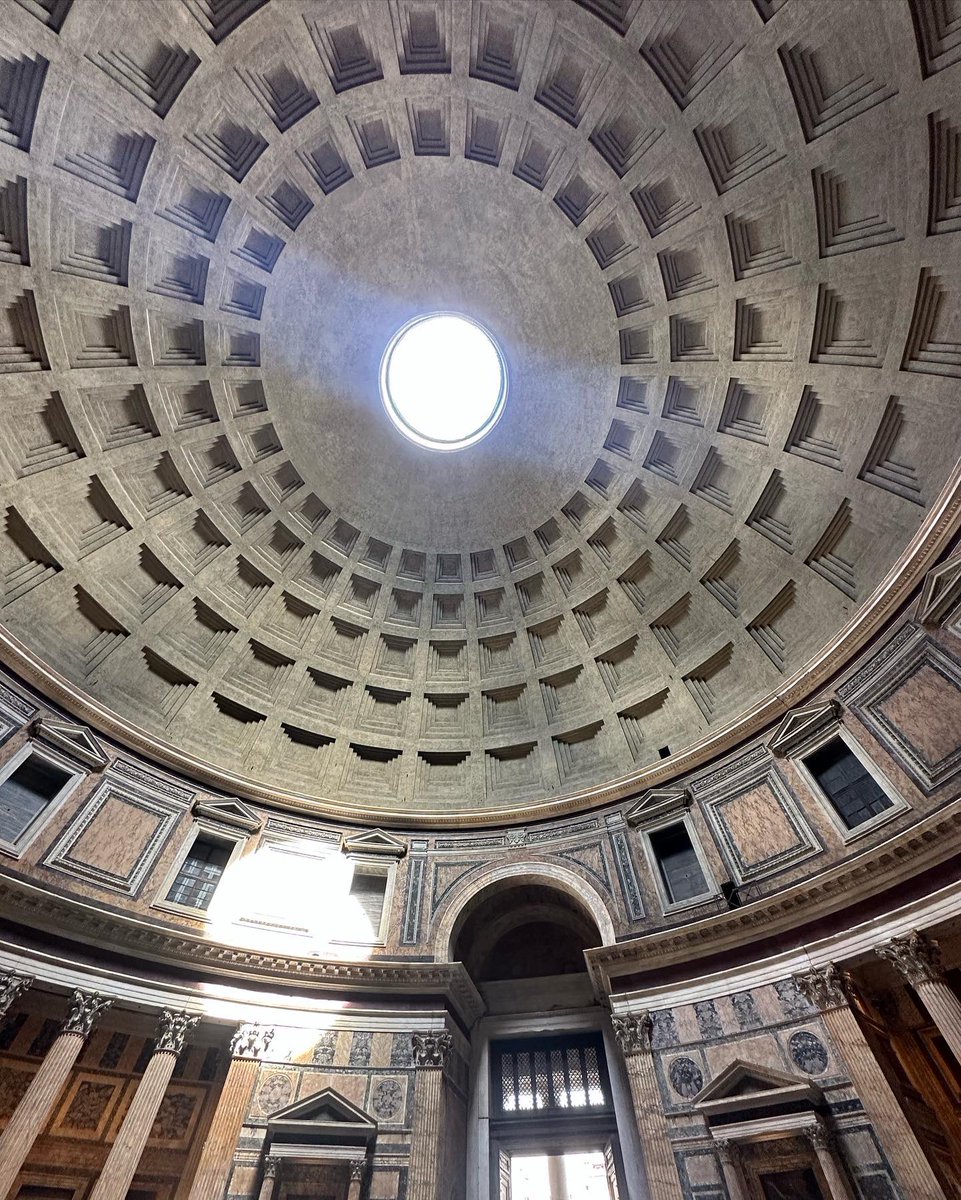 _Vale_ria_'s tweet photo. Vorrei essere ancora a Roma. https://t.co/YR4nCx8p4S