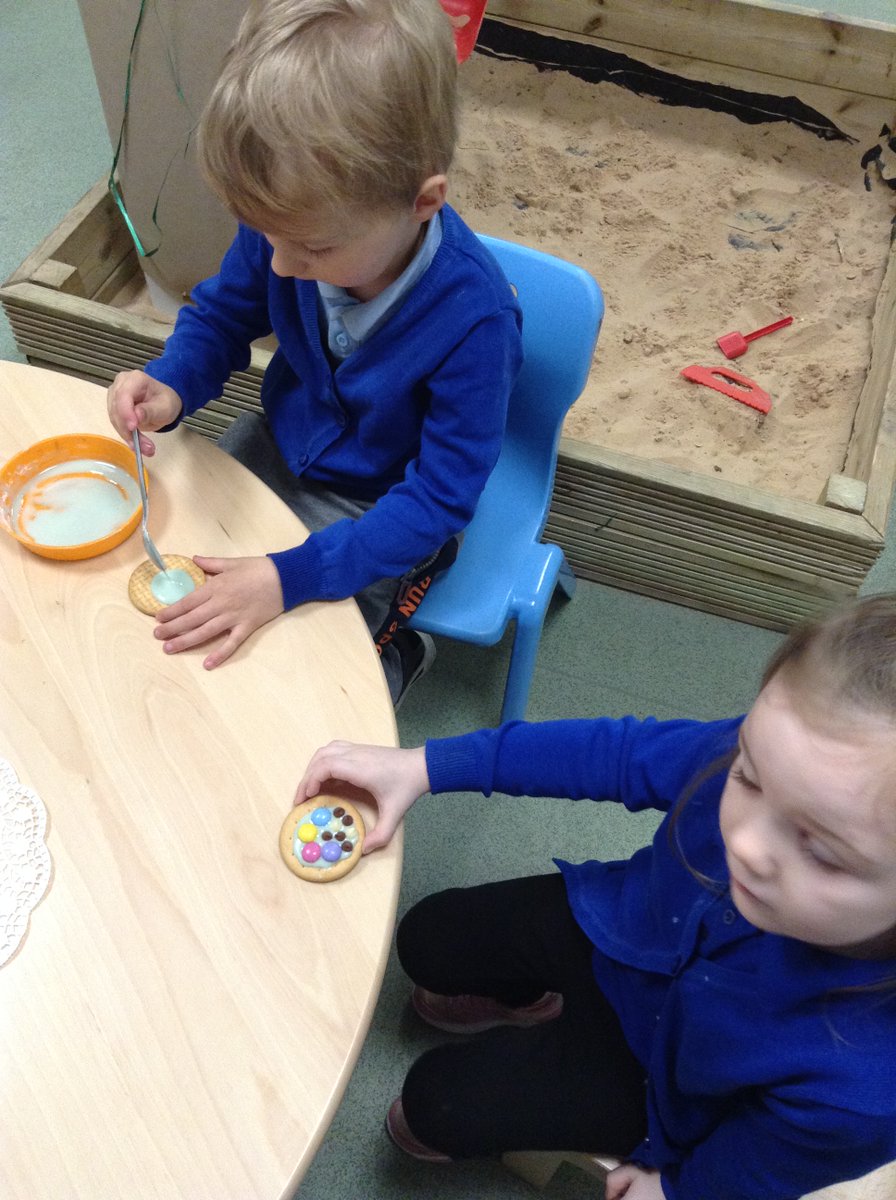 Mrs Challinor tweet media