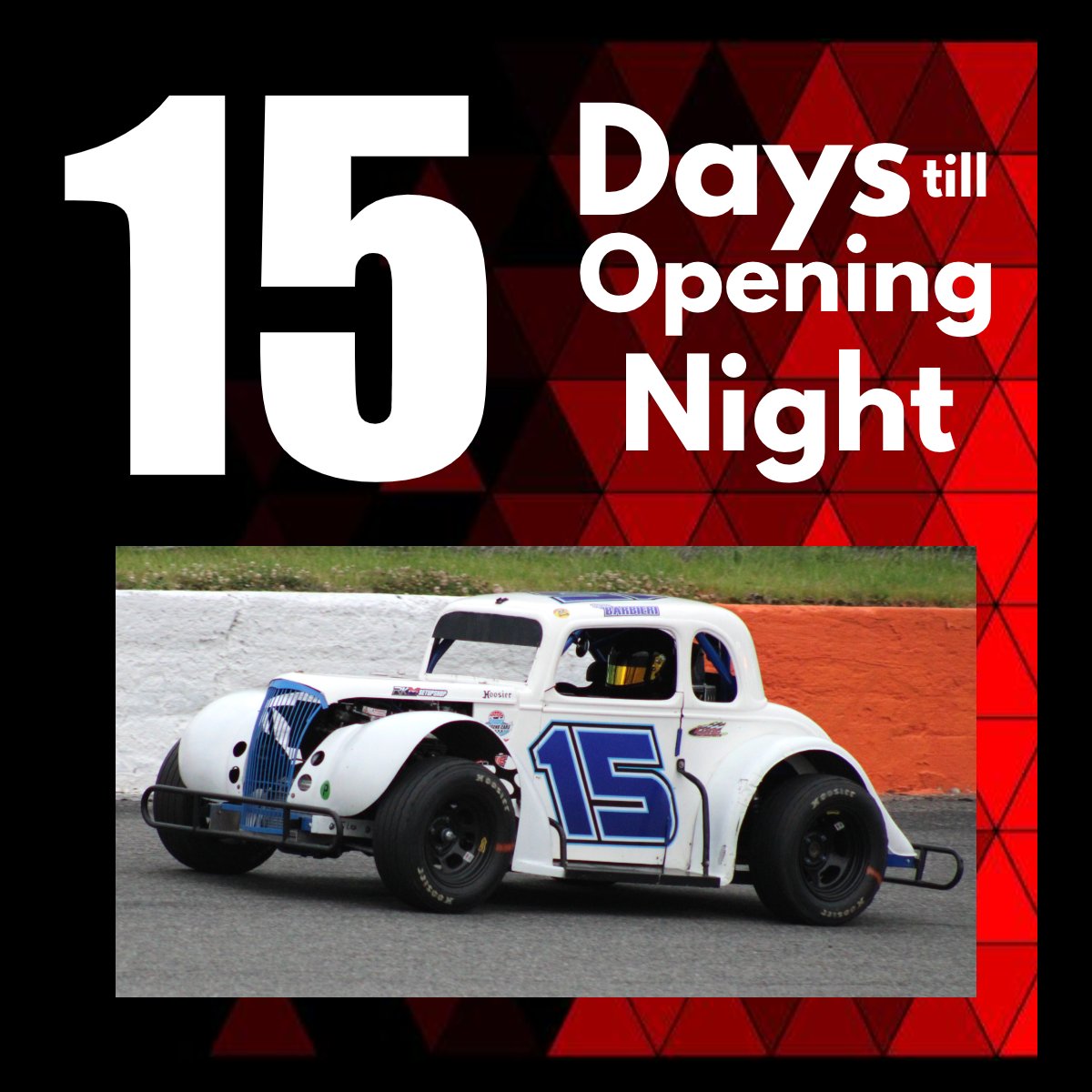 RiverheadRacewy's tweet photo. 15 Days till Opening Night. Gerard G-Rod Giordano raced with the Late Models when he wasn't out of state with his Pro Truck Touring Series, where he was crowned Champ. Legend driver Ryan Barbieri made a few appearances and looks to be back stronger in 23'. Photos Richie Grodski https://t.co/rXGZfwRKaZ