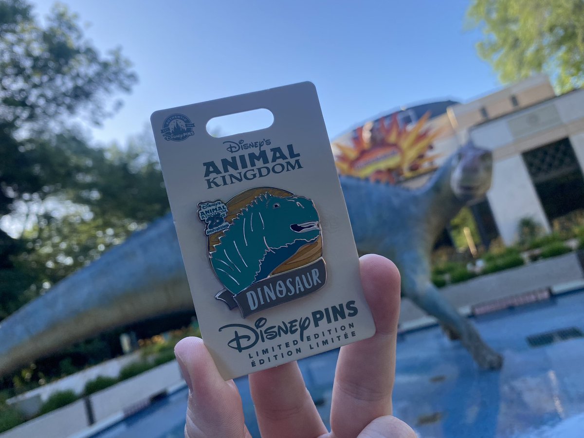 beveried's tweet photo. Really cool Dinosaur pin celebrating Disney’s Animal Kingdom 25th anniversary 🦕 #disneypins #gogetthatdino https://t.co/3PYZqlXmEb