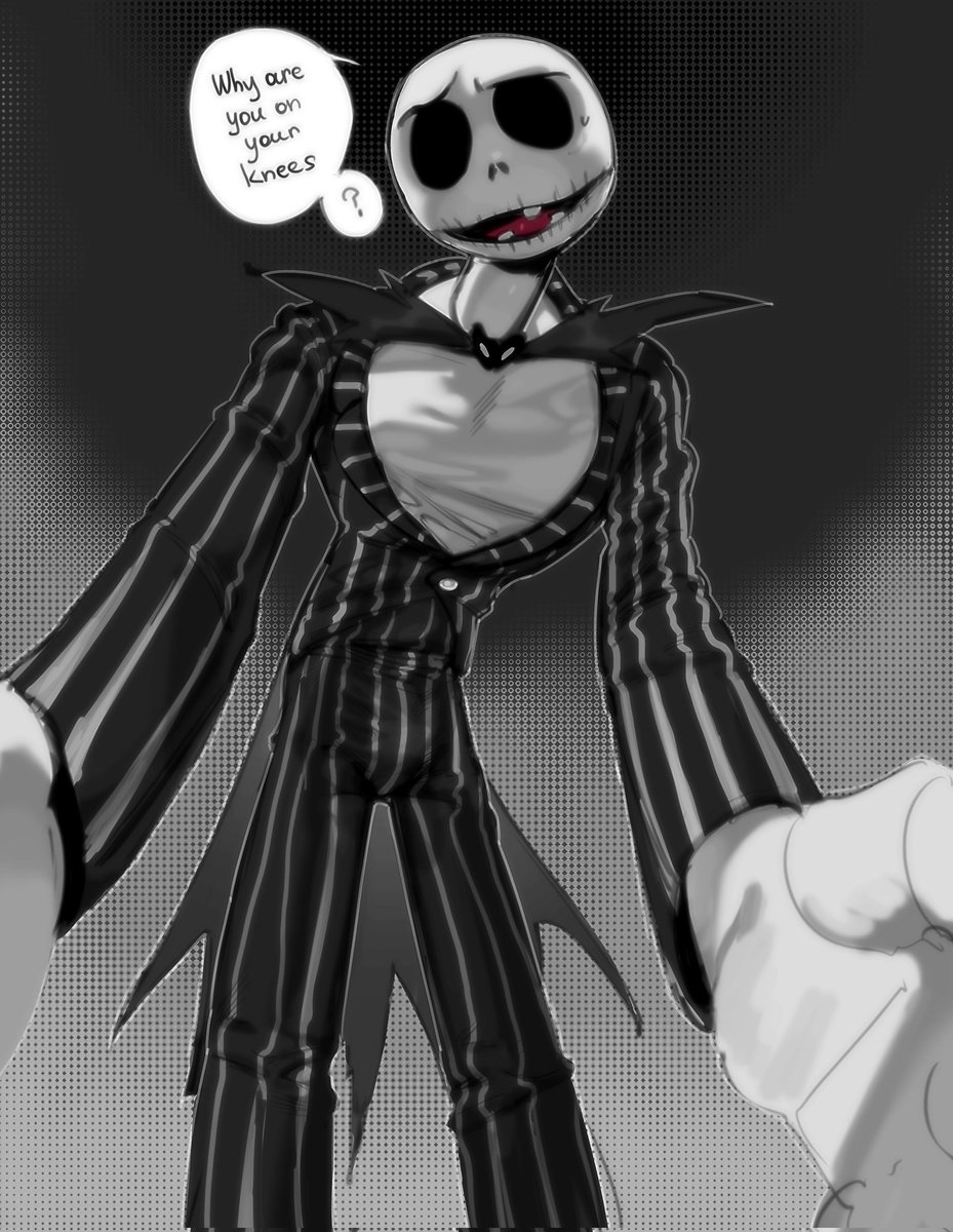 1kogito1's tweet photo. Literally eating bones of Jack Skellington 😀⁉️ https://t.co/ScQmK37WPE