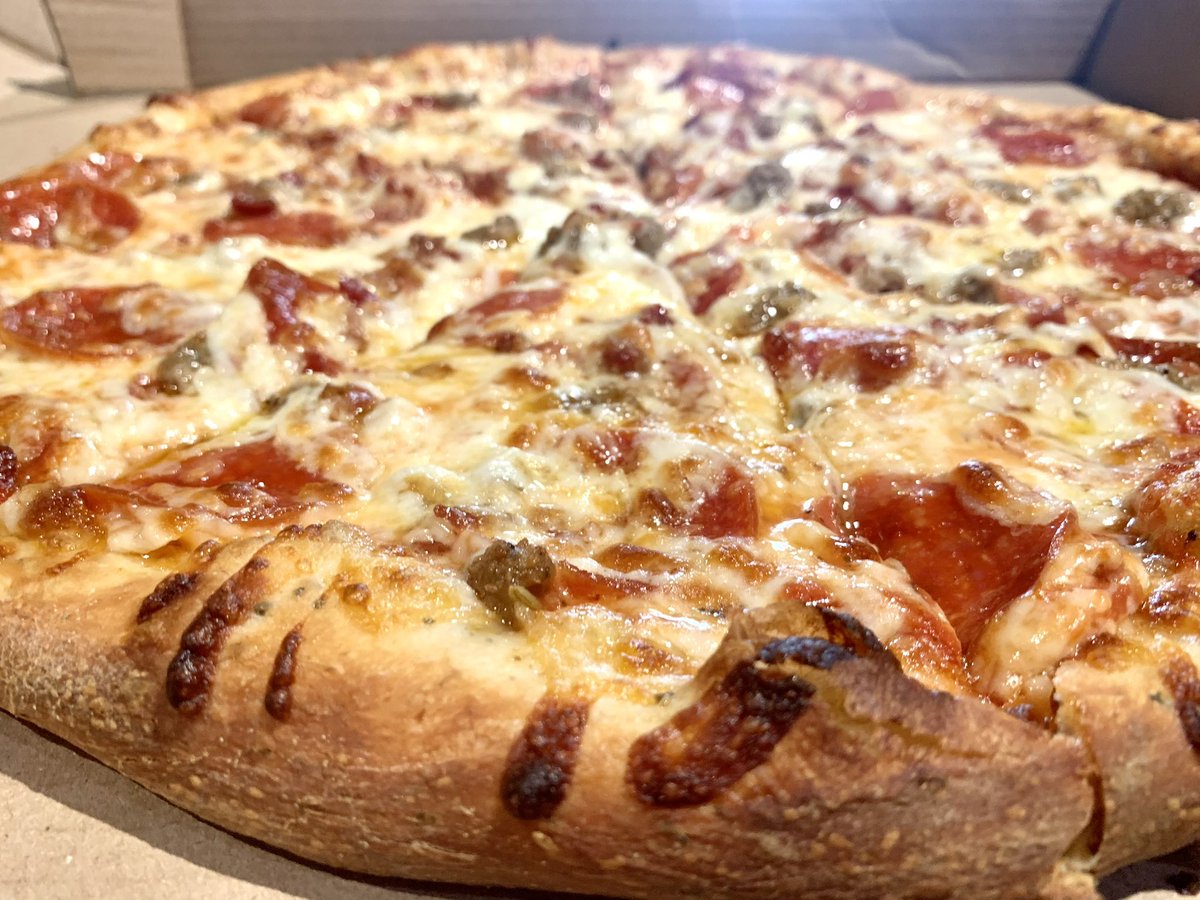 Lucy Blue Pizza 🍕 tweet media