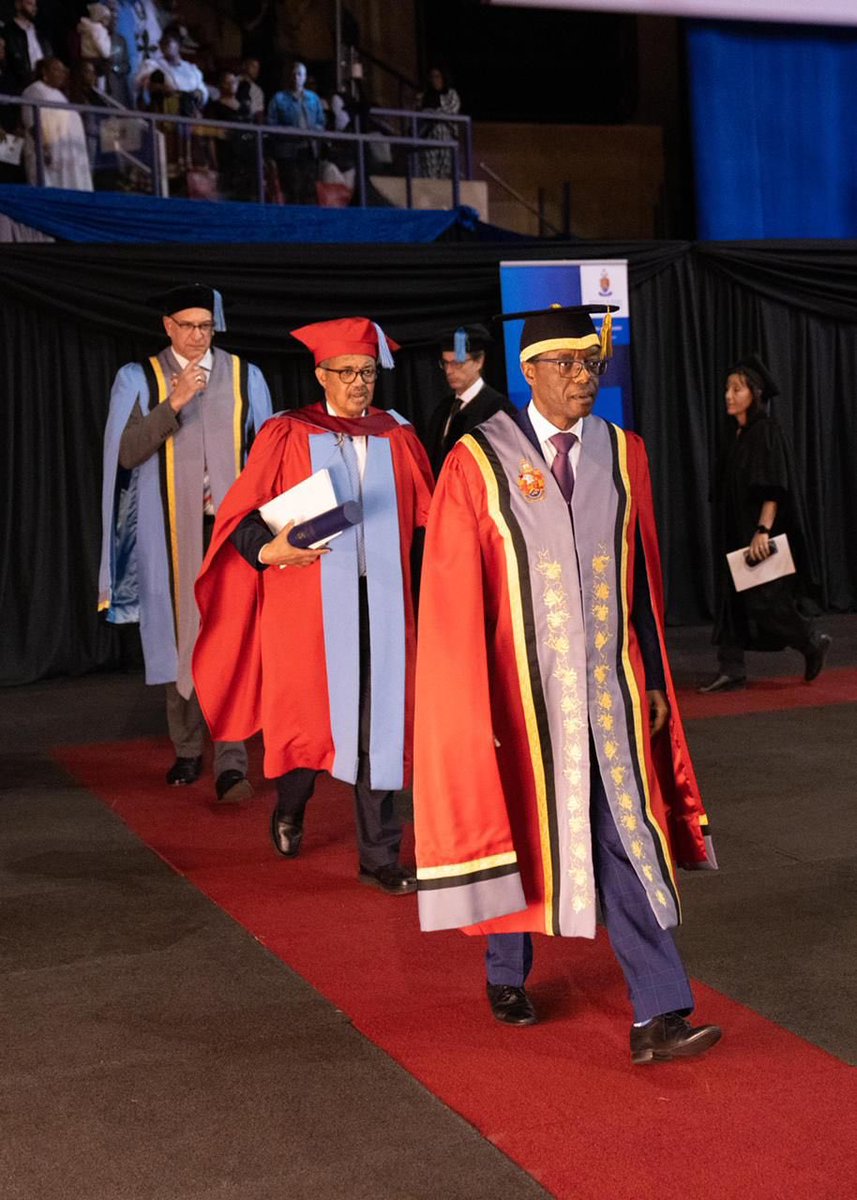 DrTedros's tweet photo. In 1997, Nelson Mandela was awarded an honorary law doctorate here at @UPTuks for his commitment to equality, justice &amp; reconciliation. Today, with great pride &amp; humility, I received an honorary doctorate at the same place &amp; am grateful to join the University of Pretoria family. https://t.co/ln0nVzOIH6