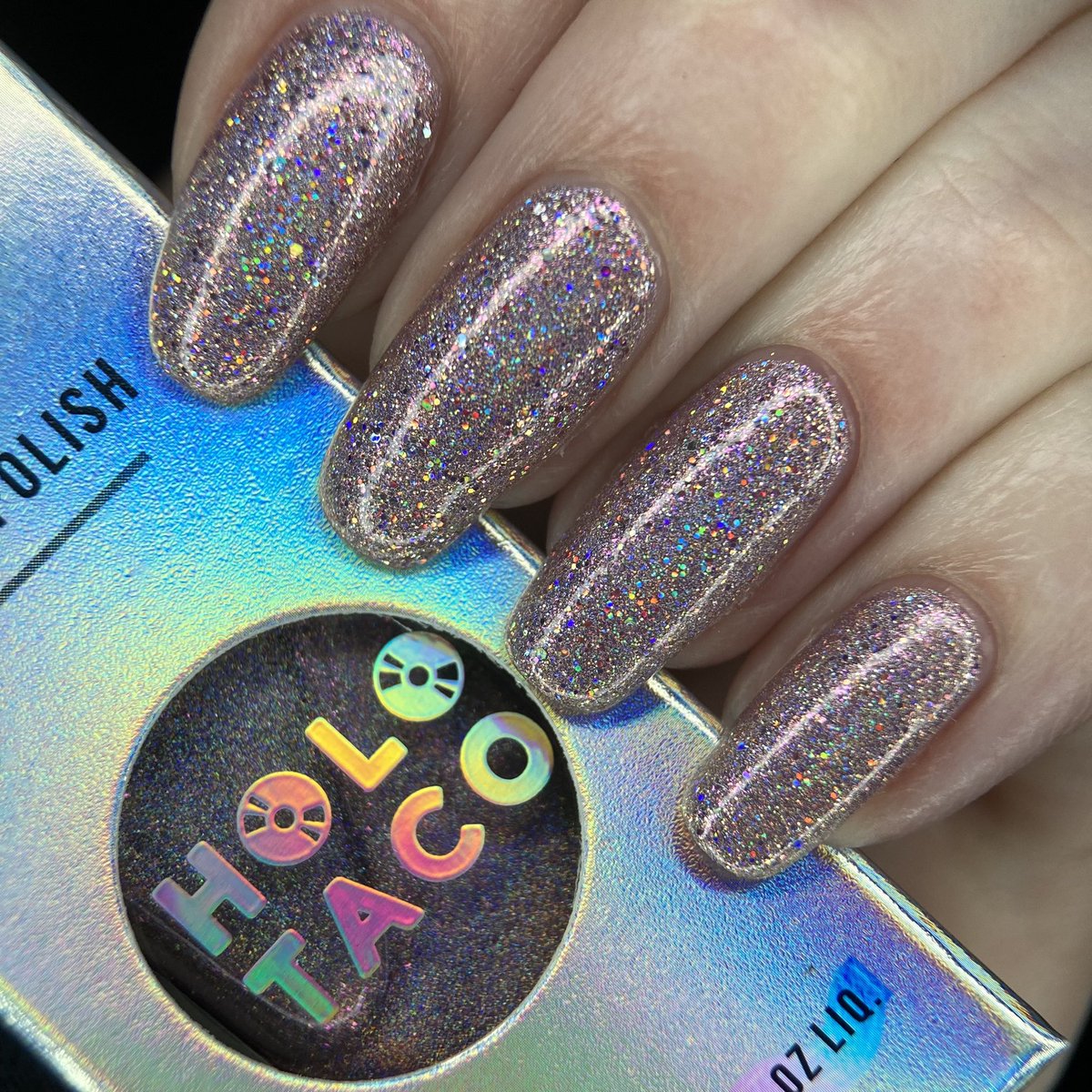 holocombo's tweet photo. Continuing our regal #holotacocombo experiments with Toe Beans topped by Menchie The Cat 😻✨ @holotaco @nailogical #holoroyalty #royaltycollection #gifted https://t.co/od5Qw3Ef4N